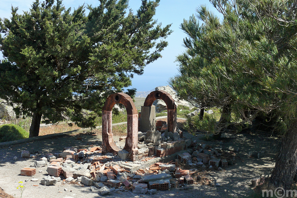 Crete Lassithi, Kryoneri abandoned military base