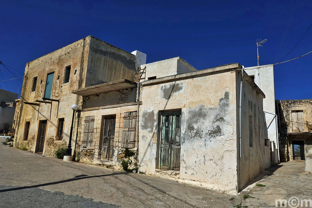 Crete Lassiti, Achladia