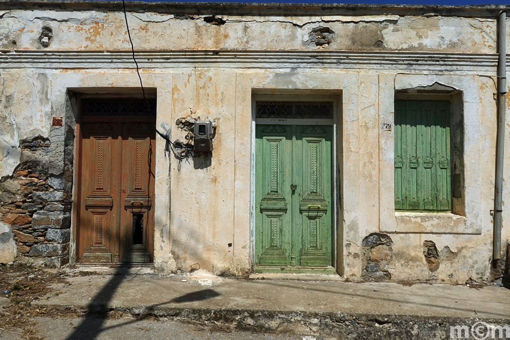 Crete Lassiti, Mesa Exo Mouliana