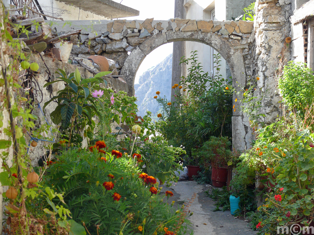 Crete Lassiti, Orino