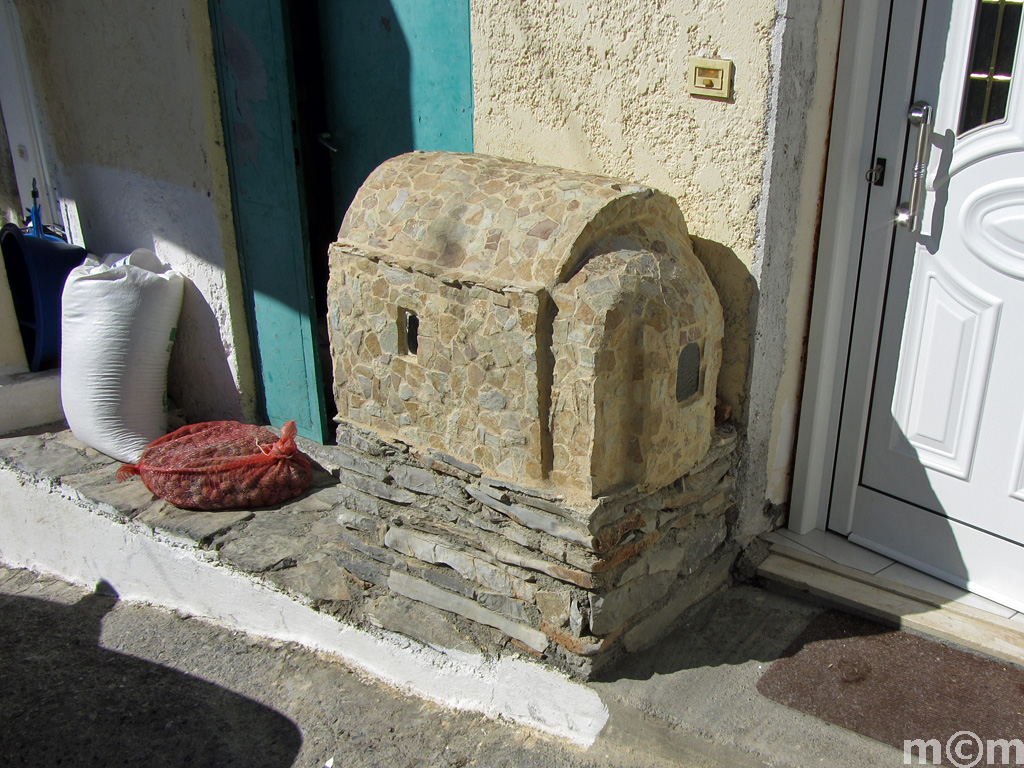 Crete Heraklion, Paranimfi