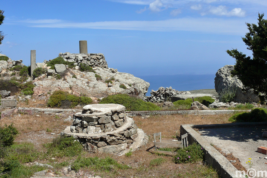 Crete Lassithi, Kryoneri abandoned military base