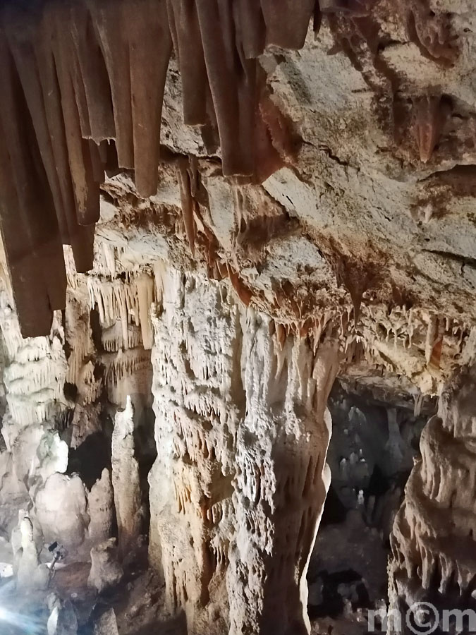 Crete Rethminon, Zoniana cave of Sfentoni