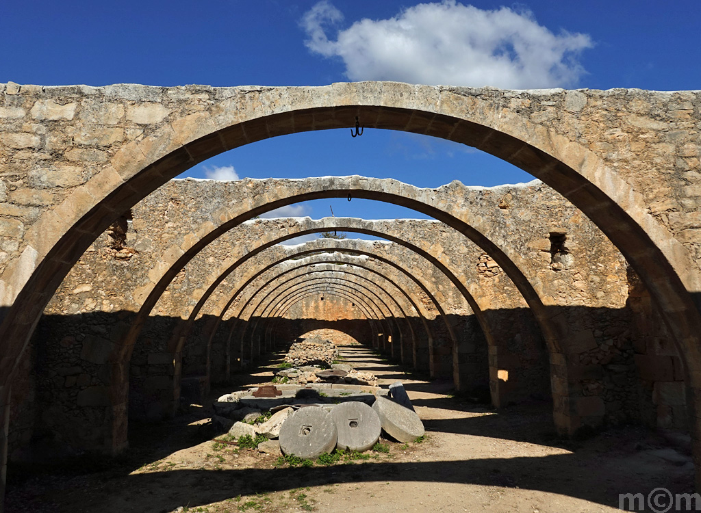 Crete Chania, Moni Agios Georgios Karydi