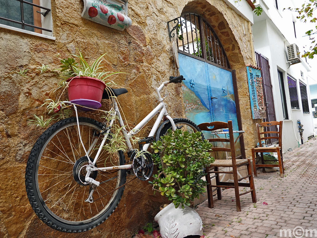 Crete Chania, Kalyves