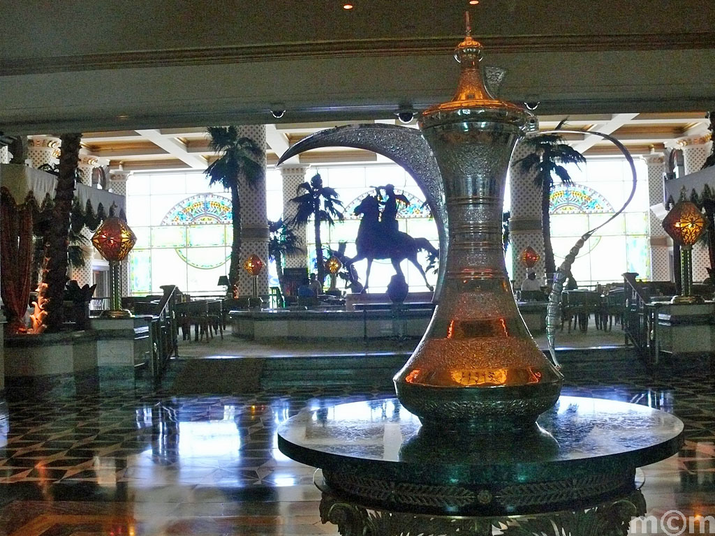 Oman, Lobby of the Grand Hyatt Muscat Hotel